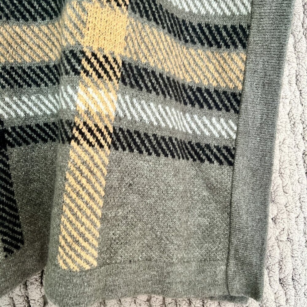 Joe Fresh Plaid Turtleneck Poncho black, beige, white & taupe O/S - Picture 10 of 13
